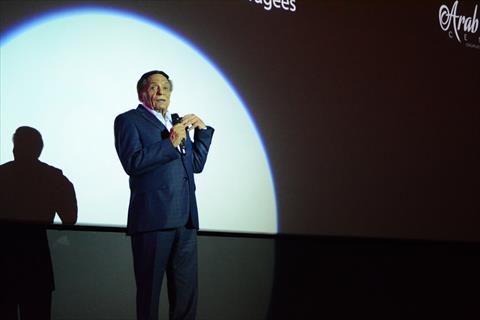 بالصور.. عادل إمام يتقدم نجوم الفن في احتفالية اليوم العالمي للاجئين