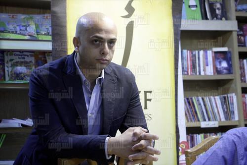 أحمد مراد: لا توجد رواية تاريخية صادقة والمناخ العام أثر على الإبداع