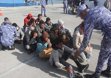إحباط محاولة هجرة غير شرعية لـ14 شخصًا إلى إيطاليا من البحيرة