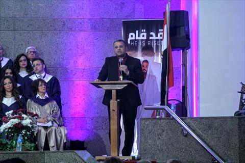 رئيس الطائفة الإنجيلية: بلادنا وكنائسنا حزينة بعد سقوط الشهداء