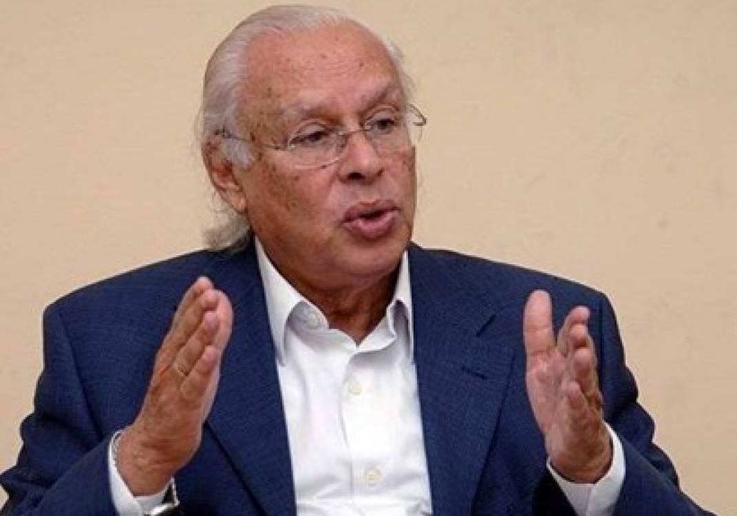 جورج إسحاق: سقوط رجال الشرطة يدمي القلب