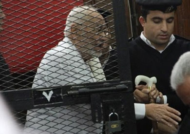 «الداخلية» تنفي وفاة مهدي عاكف