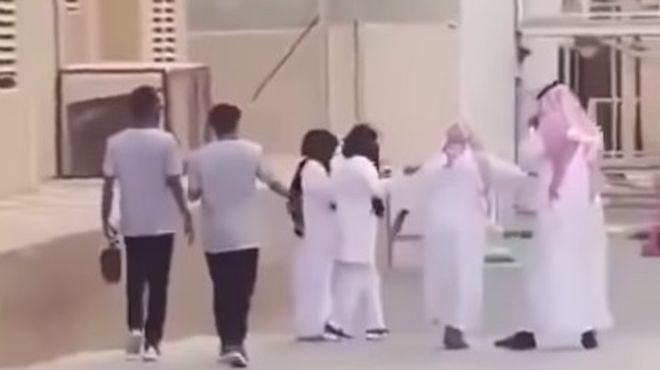 بسبب «التحرش».. مطالبات بمعاقبة أحد نجوم «سناب شات» في السعودية 
