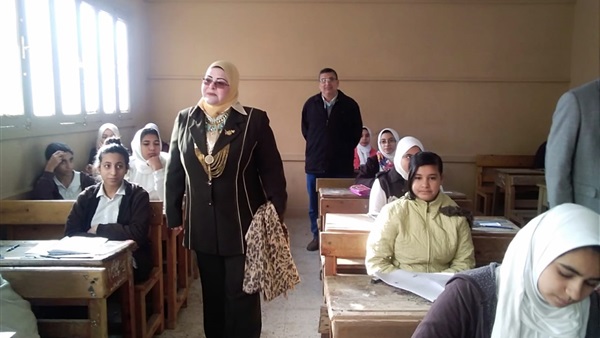 وكيلة «تعليم كفر الشيخ» تتفقد امتحانات الشهادة الإعدادية - 
        بوابة الشروق