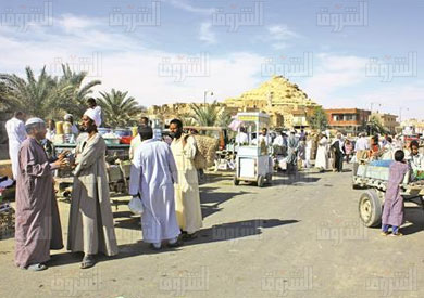 17 معلومة عن أصغر قرية في مصر.. «أم الصغير» لا تتحدث العربية وترفض الانضمام إلى «سيوة»