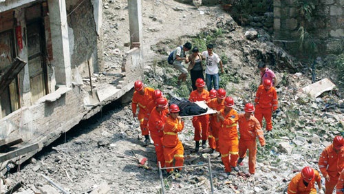 إصابة شخص و90 ألف دولار خسائر اقتصادية بسبب زلزال جنوب غربي الصين 