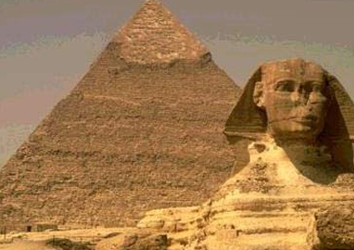 «العناني» و«نصر» يبحثان فرص الاستثمار في الآثار