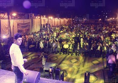 بالصور.. ميدان عابدين يمتلئ بالمواطنين في احتفال ذكرى ثورة 30 يونيو