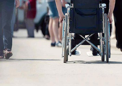 بالفيديو.. تطبيق هاتفي يساعد أصحاب الإعاقة على سهولة الحركة