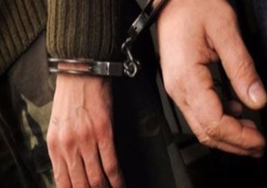 حبس ضابط شرطة بتهمة تزوير عقد عرفي وإقامة علاقة مع زوجة لواء متقاعد بأكتوبر