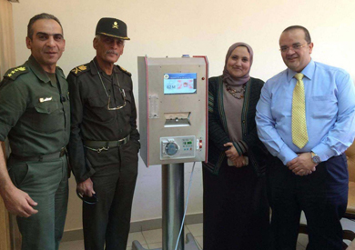 وقف 3 أطباء سنة عن العمل لترويجهم لـ«جهاز الكفتة»