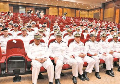 ملامح حركة «الداخلية»: إحالة 8 مديرى أمن و3 مساعدى وزير للمعاش