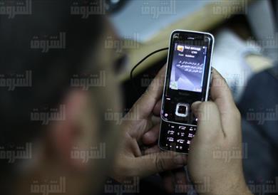 استدعاء وزير الاتصالات للبرلمان بعد «الأسعار الجديدة لكروت الشحن»