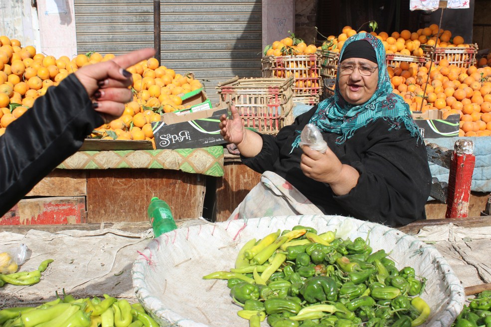 استطلاع رأي: 85% من المواطنيين غير راضين عن أداء الحكومة في مواجهة أرتفاع الأسعار