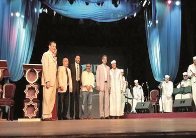 «مديح الأحبة» على المسرح القومى
