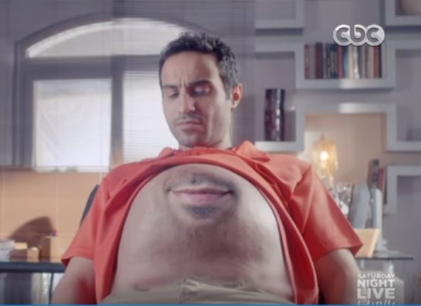 أحمد فهمي يحاول التخلص من صديق عمره في «SNL بالعربي»