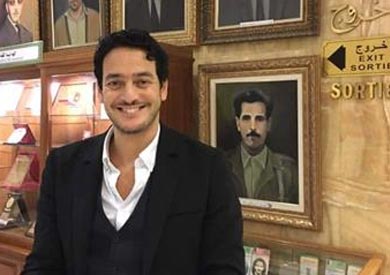 بالصور.. خالد أبو النجا يزور متحف «المجاهد» بالجزائر