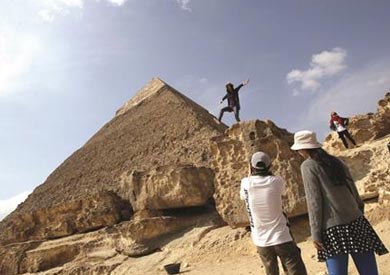 جمعية مستثمرى السياحة بجنوب سيناء: مستثمرو السياحة يحتاجون لمساندة فعلية من الحكومة بعد أربع سنوات عجاف - 
        