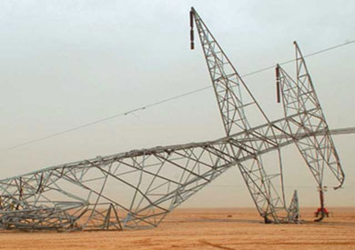 مجهولون يفجرون برجى كهرباء بمحافظة الفيوم - 

        