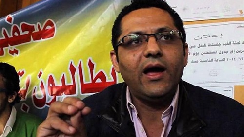 وصول خالد البلشي إلى محكمة زينهم لسماع أقواله في القبض على «بدر والسقا» من نقابة الصحفيين