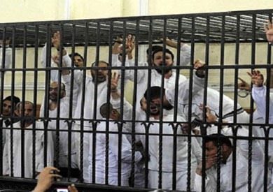 السجن 3 سنوات لـ56 إخوانيا وبراءة 21 في قضية «جمعة التفويض» بالإسكندرية