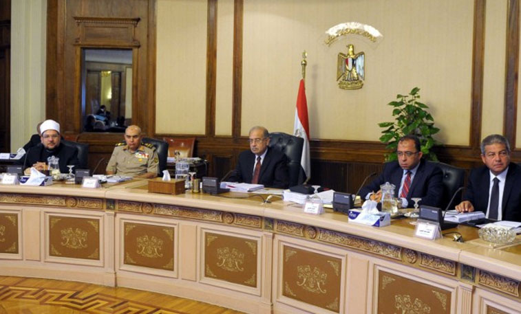في أول يوم عمل بعد العيد.. الوزراء على مكاتبهم «إلا قليلا»