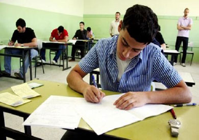 هدوء بمدارس وسط القاهرة أثناء امتحان التربية الوطنية
