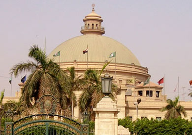 «النور ومصر القوية» ينتقدان تجميد الأسر في جامعة القاهرة

        ::  :: نسخة الموبايل