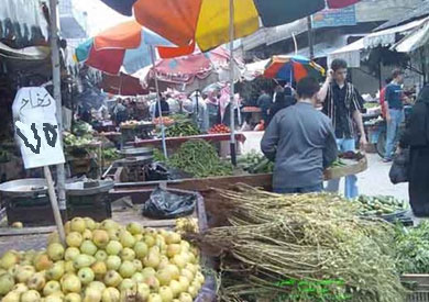 http://www.shorouknews.com/uploadedimages/Sections/Egypt/Eg-Politics/original/market-assiut-1981.jpg