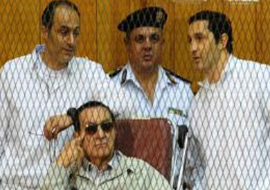 «كبيش»: مبارك «رجل وطني» ومرافعته بمحاكمة القرن «مشروعة» -

