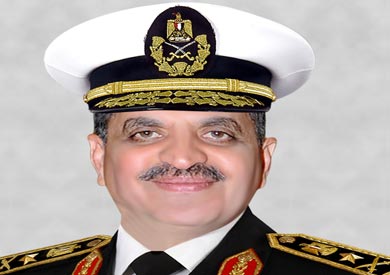 قائد القوات البحرية لطاقم «الميسترال»: أشكركم وأتمنى أن تحافظوا على السفينة