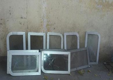 ضبط عاطل يسرق النوافذ الخاصة بعربات القطار بطنطا