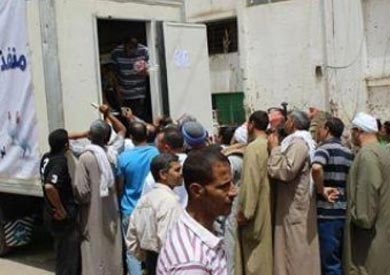 طرح 5 أطنان من الدواجن المدعمة لأهالي مطاي بالمنيا