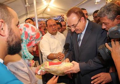 محافظ بني سويف يفتتح معرض «أهلا رمضان» بميدان المديرية بالمحافظة