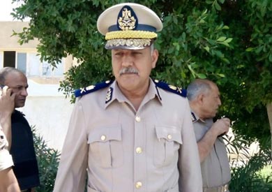 مدير أمن أسوان يكرم 139 ضابطا ومجندا لتفانيهم في العمل