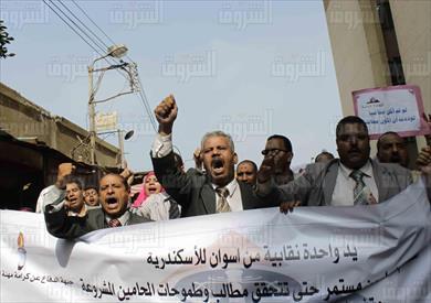 إضراب المحامين يربك محاكم الجنايات فى المحافظات.. وبورسعيد تمتنع