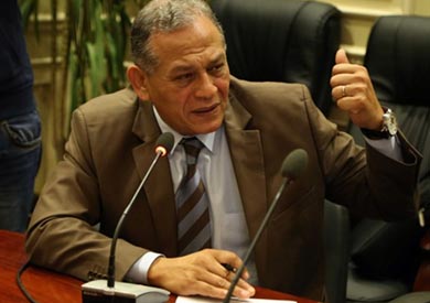 «حقوق الإنسان» بالبرلمان تنفي فرض قيود أمنية على عملها