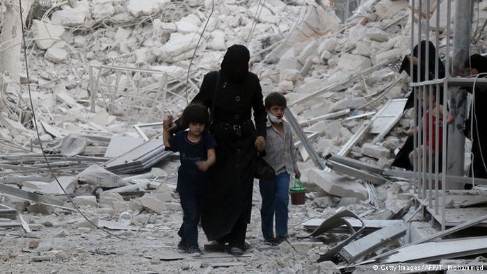 واشنطن تدرس الخيارات «الدبلوماسية والعسكرية» بشأن سوريا