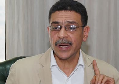 جمال فهمي: الحكم على نقيب الصحفيين صادم.. ودلالته مرعبة