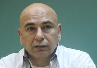 «السجون» تنهي إجراءات خروج حسام حسن من «طرة»