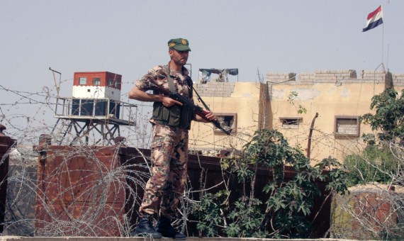 وزير الخارجية ينفي تنازل مصر عن جزء من سيناء لإسرائيل وفق المبادرة الفرنسية