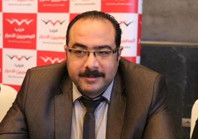 عضو «حقوق الإنسان بالنواب»: معظم الشباب المصري لديه مشكلة مع قانون التظاهر