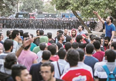 محام حقوقى: 1120 شابا دفعوا ضريبة الدفاع عن الجزيرتين