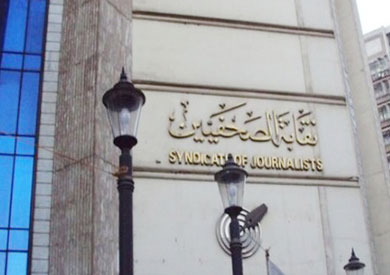 «الصحفيين» تؤجل نظر شكوى خالد يوسف ضد أحمد موسى للأول من أكتوبر