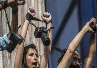 «الدولي للصحفيين» يطالب الحكومة بدعم استقلالية الصحافة