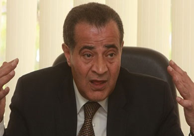 وزير التموين: «الحمد لله إن الناس ملقوش العيش علشان أوضح قراري»