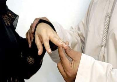 السعودية تحظر الزواج من 4 دول وتضع 6 أشهر عدة للرجل المطلِق -

