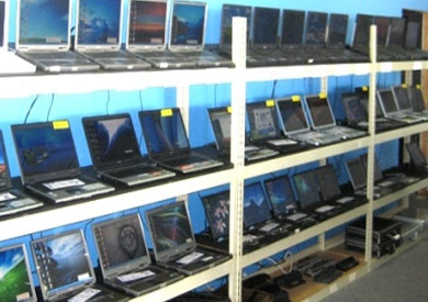 أسعار الإلكترونيات تقفز 100%