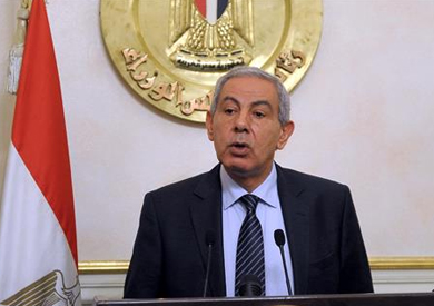 «قابيل»: «الغزل والنسيج» على رأس أولويات «الصناعة»