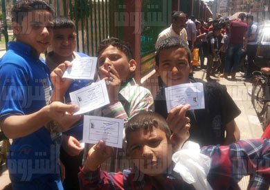 الأطفال والحدائق العامة في شم النسيم بمحافظة أسيوط - تصوير: يونس درويش